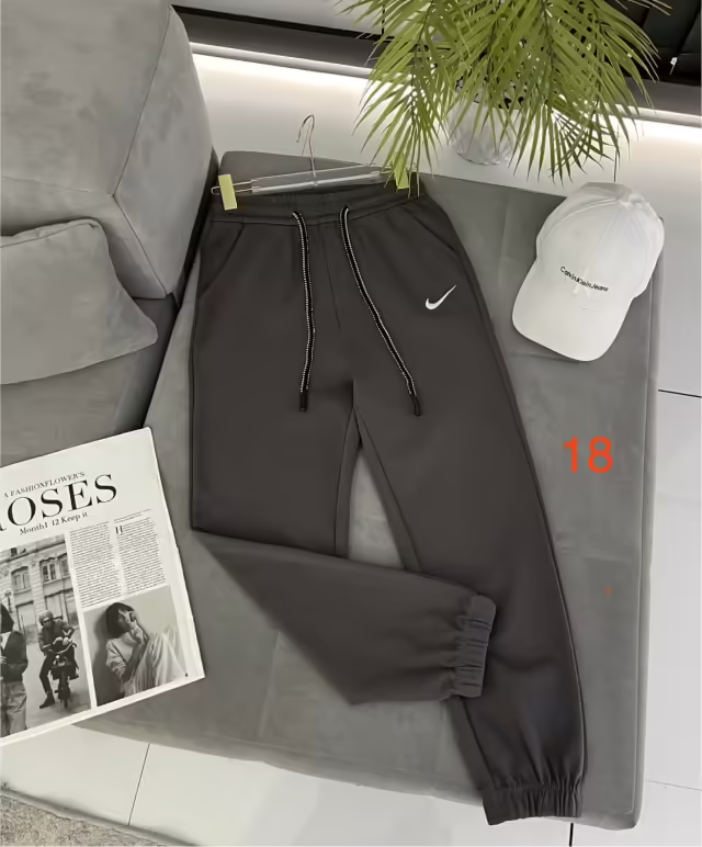 Спортивные детские штаны. фото 3