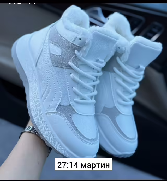Женские кроссовки. фото 3
