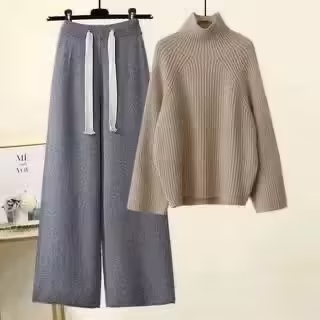 Кашемировые женские костюмы