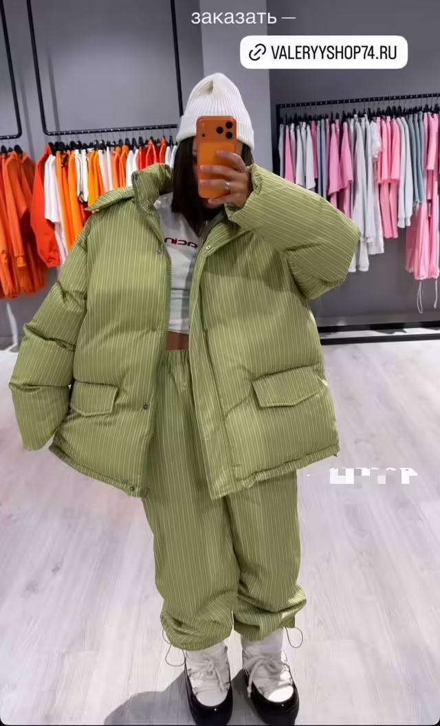 Зимние женские костюмы