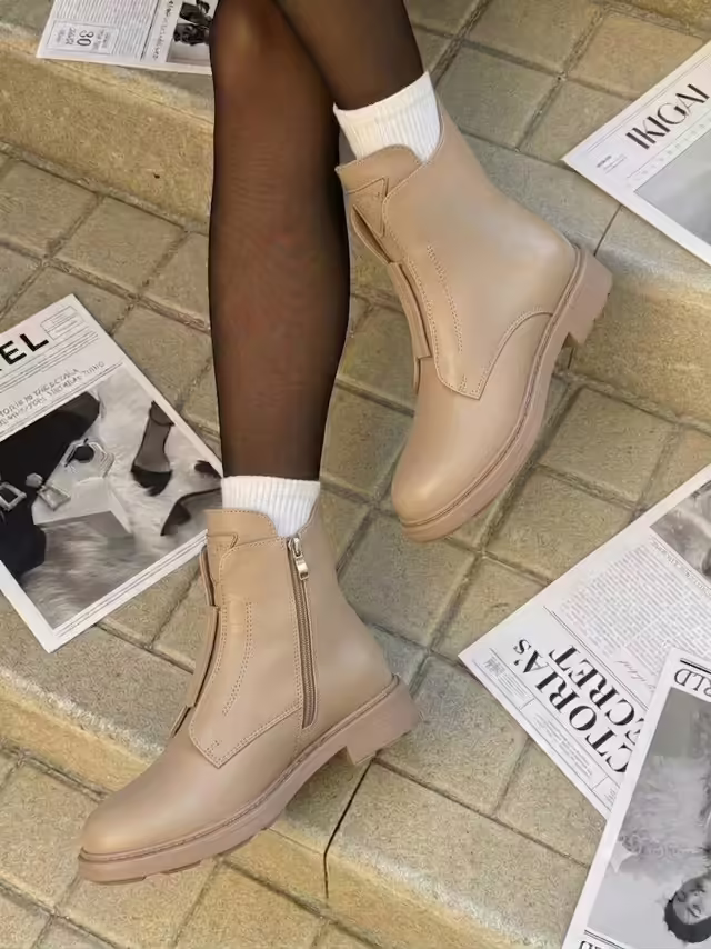 Женские кроссовки. фото 2
