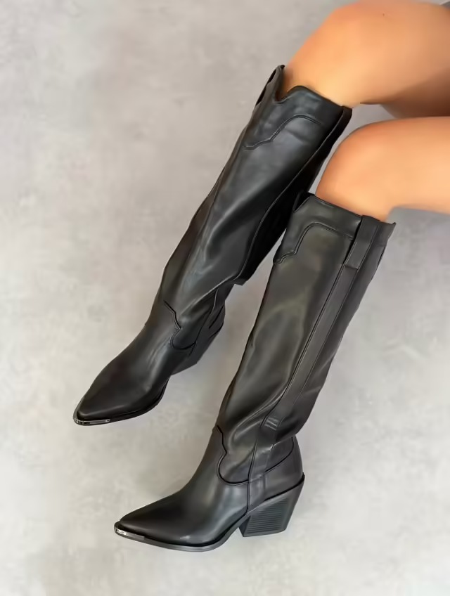 Женские сапоги