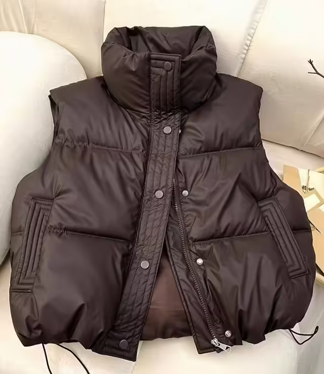 Женские жилетки