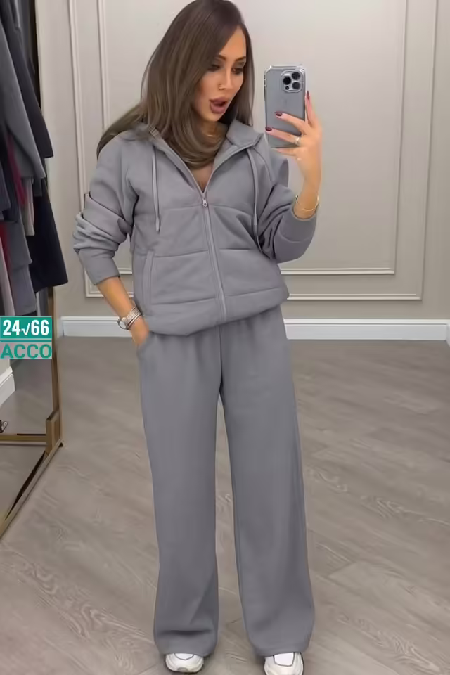 Женские костюмы