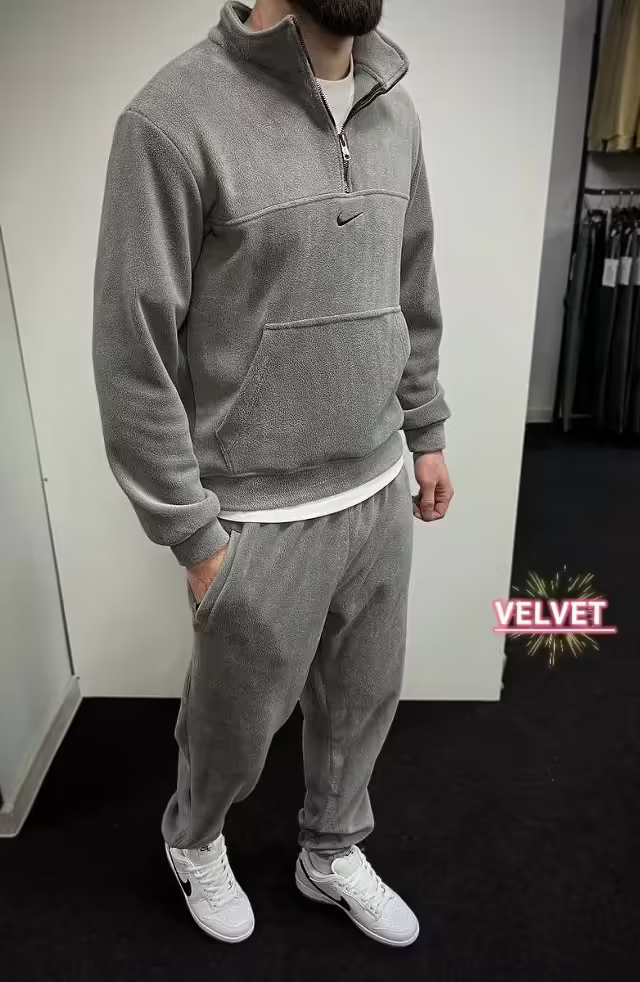 Мужские костюмы с вышивкой