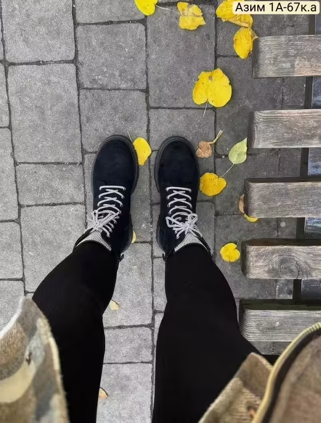 Женские ботинки