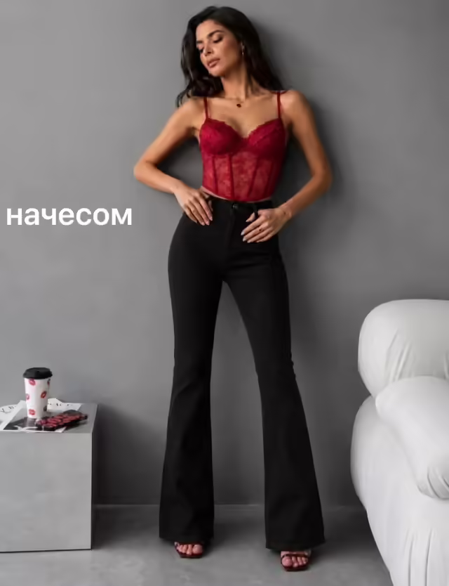 Женские джинсы. фото 2