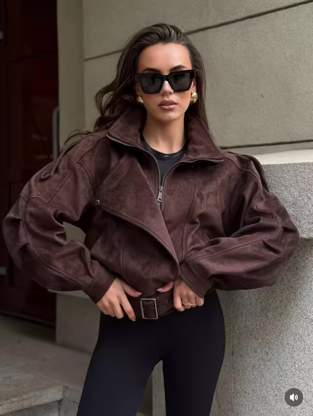 Комфортные стильные женские бомберы