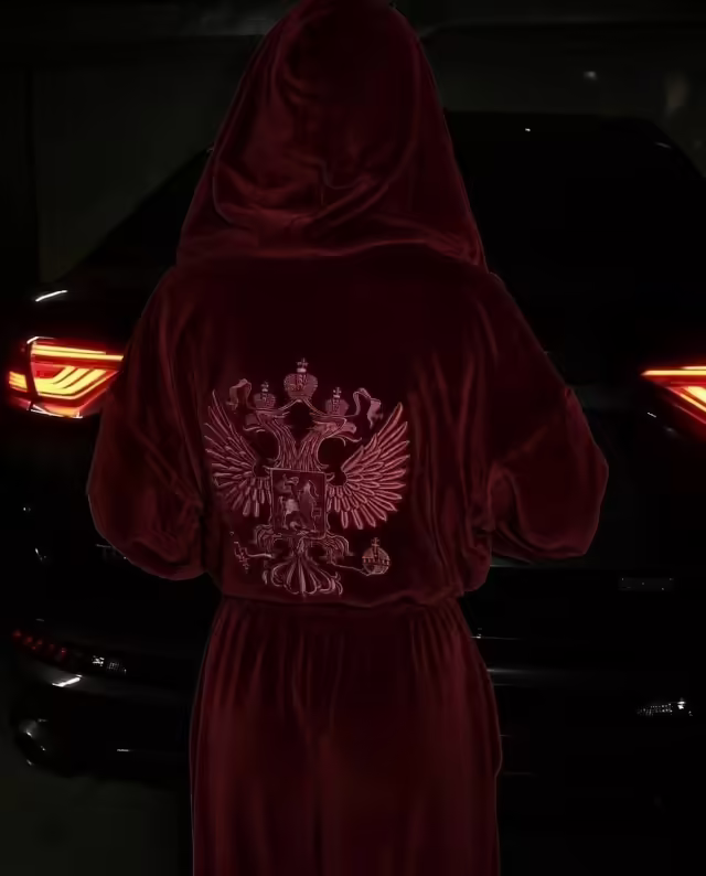 Женские костюмы