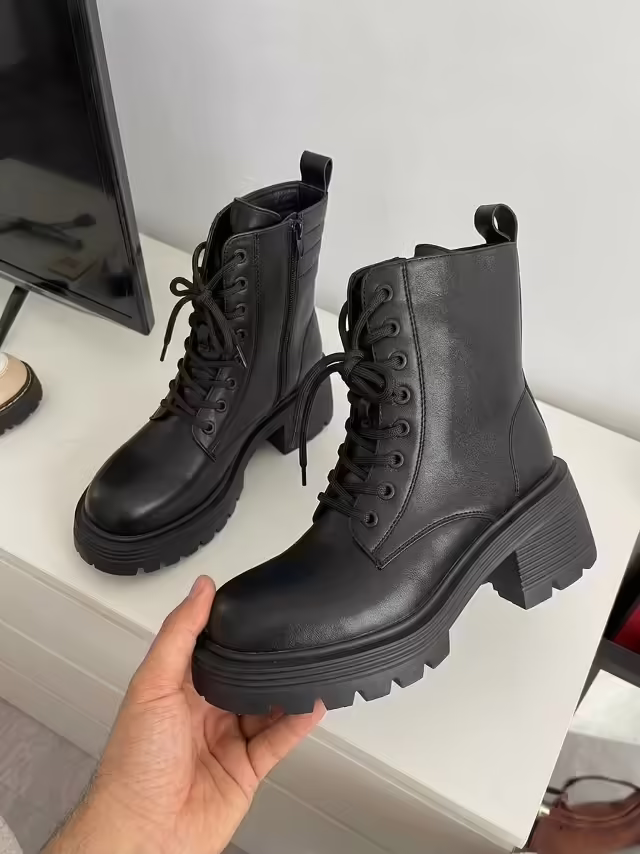 Отличные женские ботинки