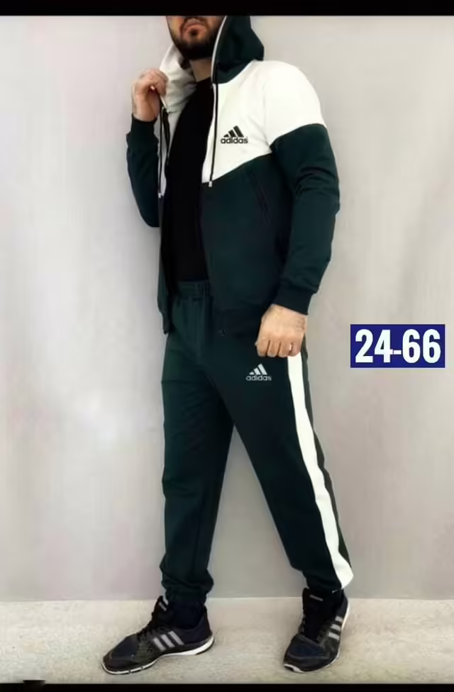 Спортивные женские костюмы