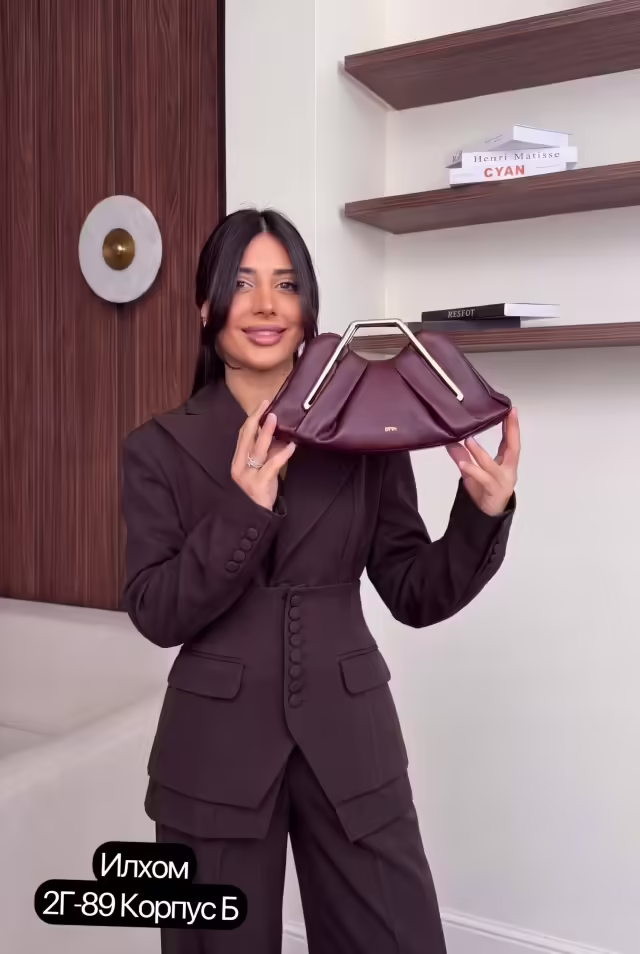 Женские костюмы