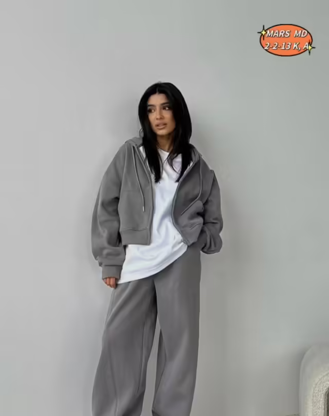 Женские костюмы