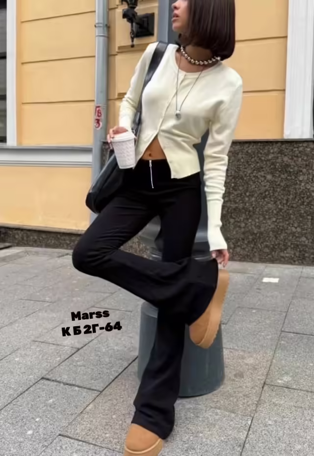 Идеальные стильные женские брюки клёш в рубчик