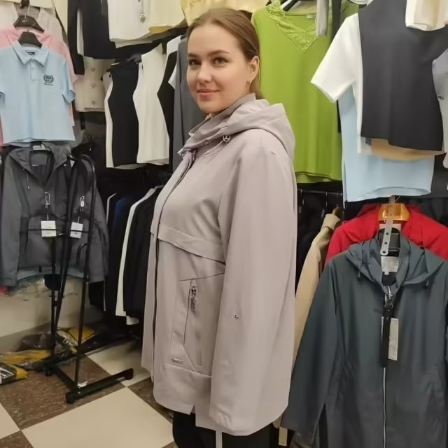 Осенние женские ветровки