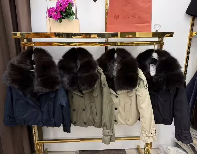 Супер трендовые спортивные спортивные тёплые женские куртки оверсайз