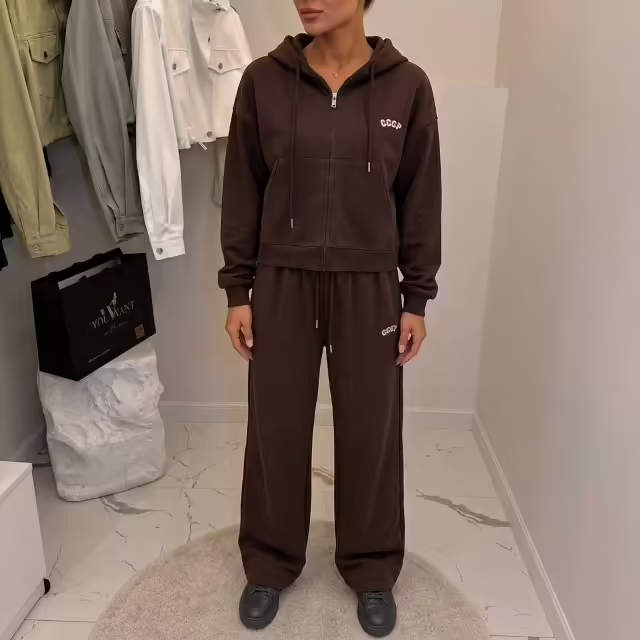 Уютные спортивные женские костюмы