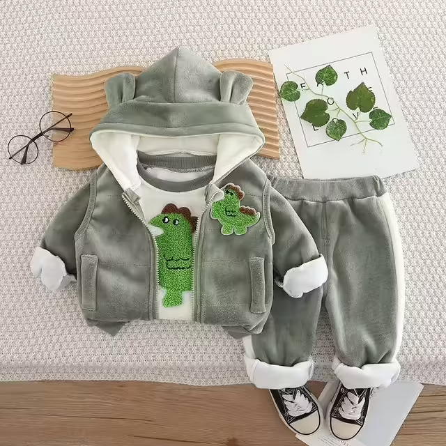 Тёплые детские костюмы. фото 3
