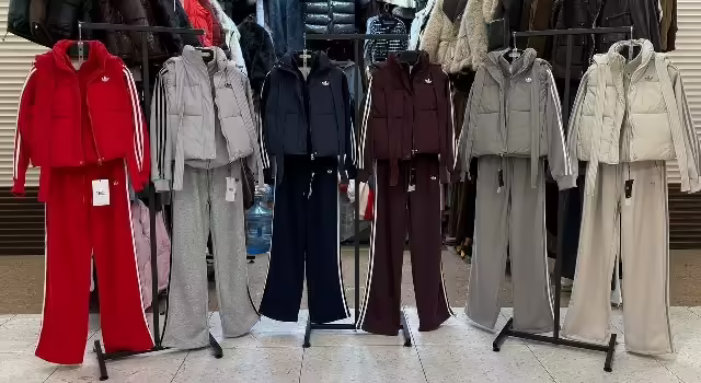 Женские костюмы