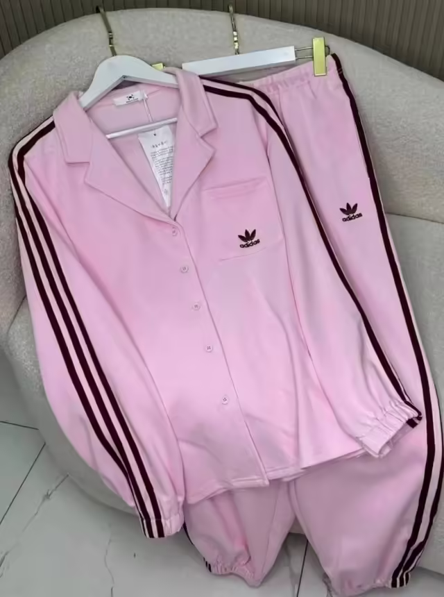 Спортивные стильные женские костюмы adid@s. фото 2