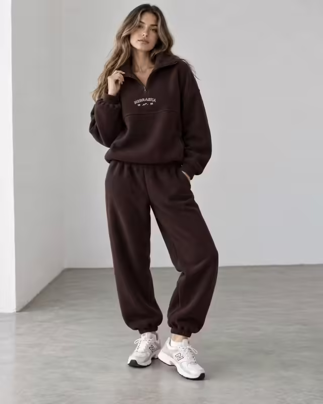 Спортивные мягкие стильные женские костюмы. фото 3