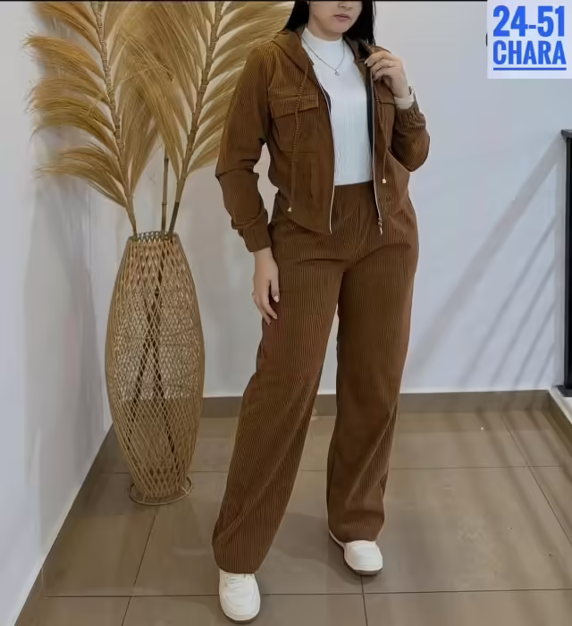 Женские костюмы