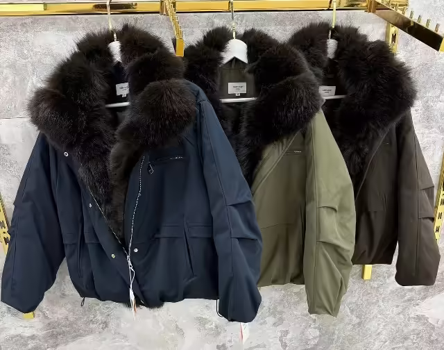 Стильные женские куртки