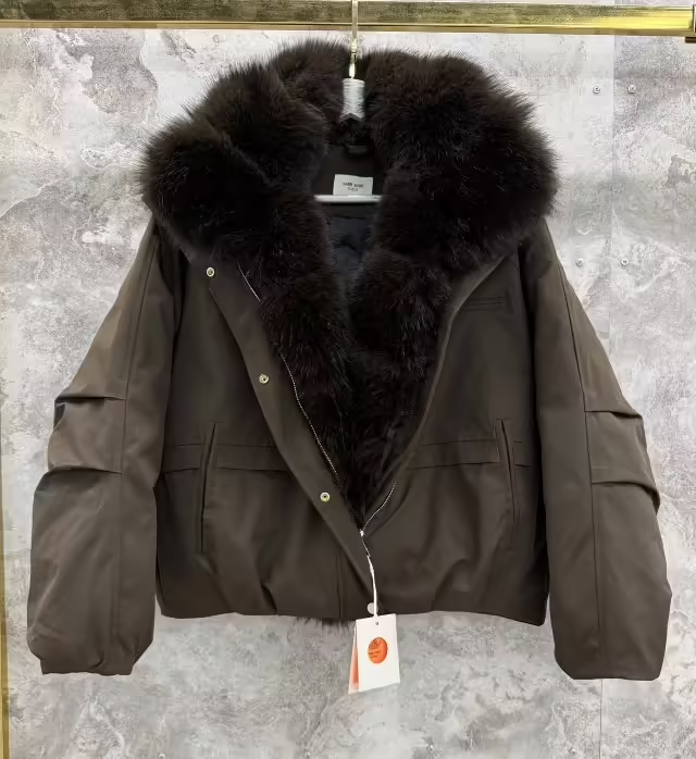 Стильные женские куртки