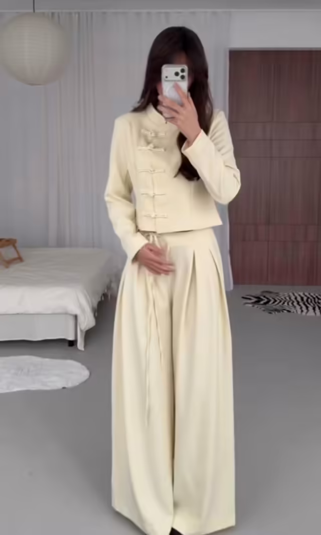 Женские комплекты