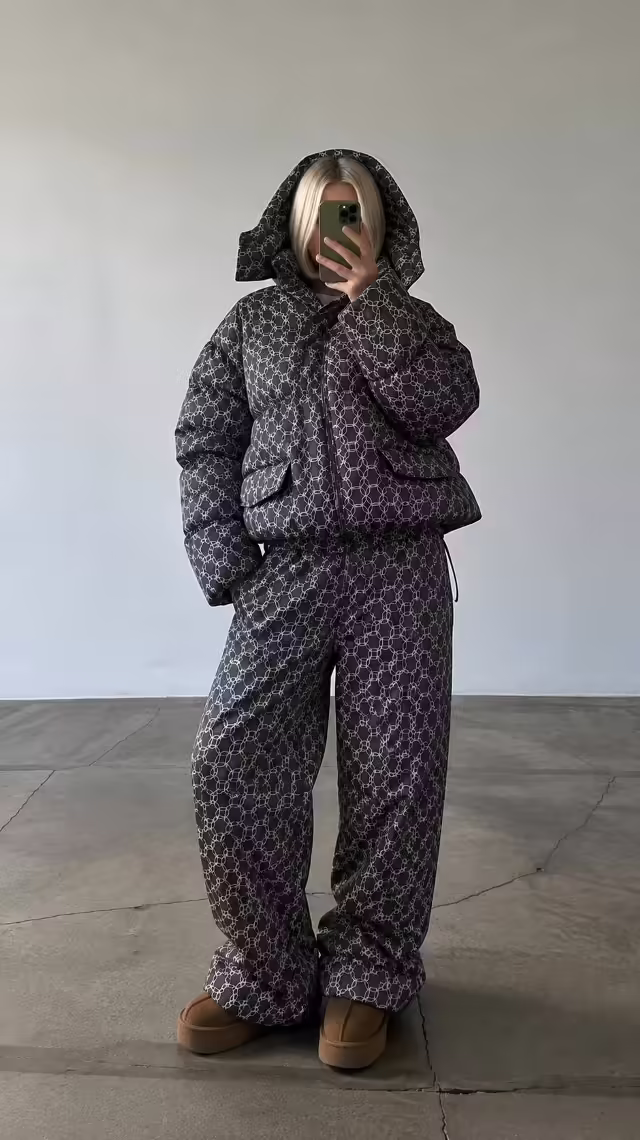 Женские костюмы
