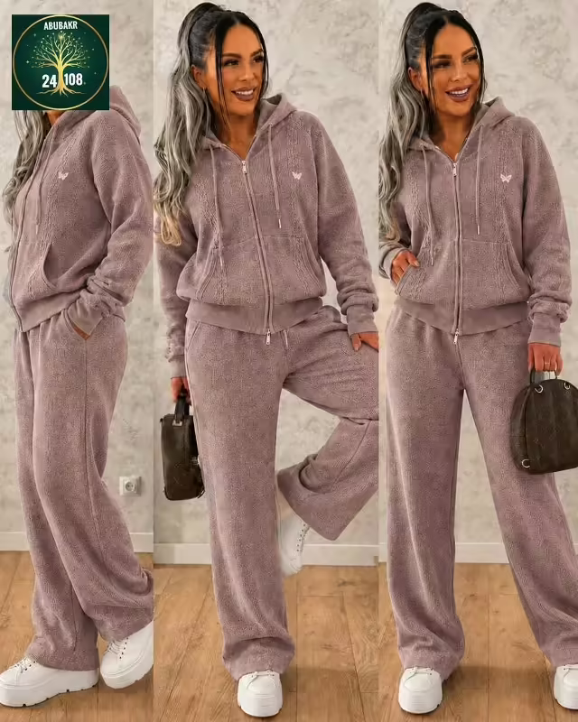 Женские костюмы двойки
