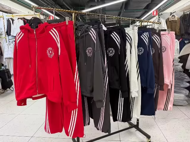 Женские костюмы на флисе