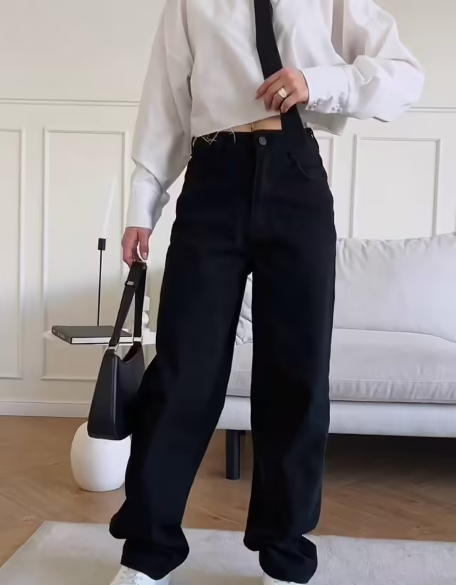 Женские джинсы трубы