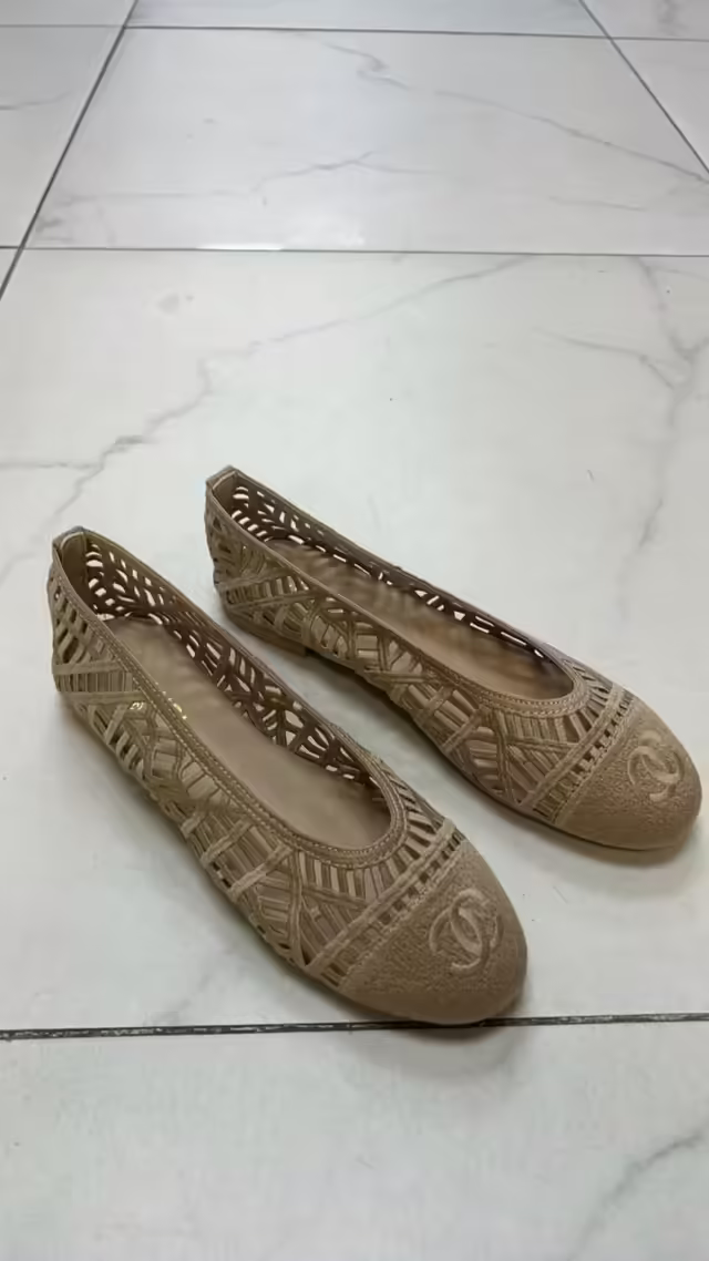 Женские балетки