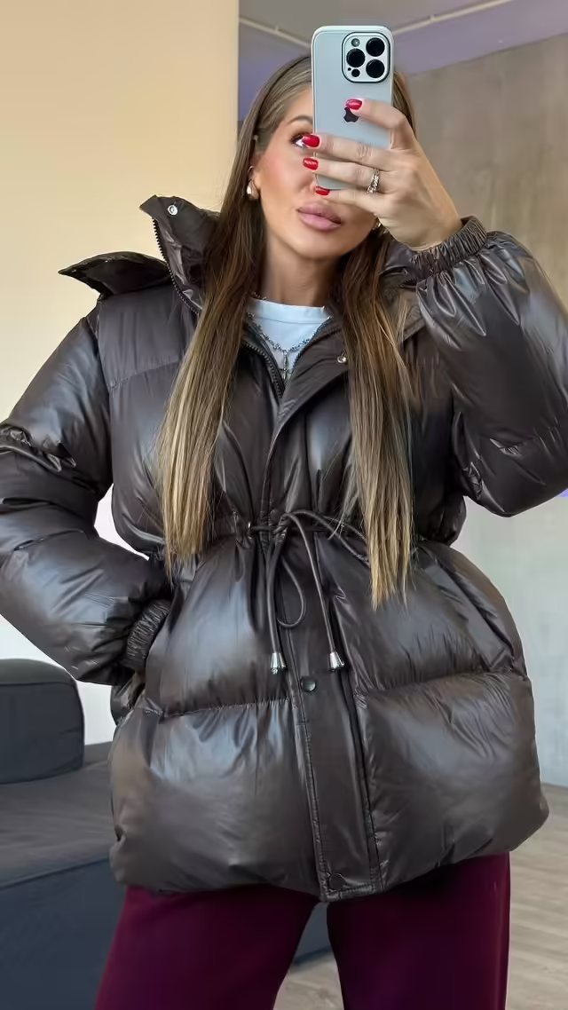Трендовые женские куртки 2026
