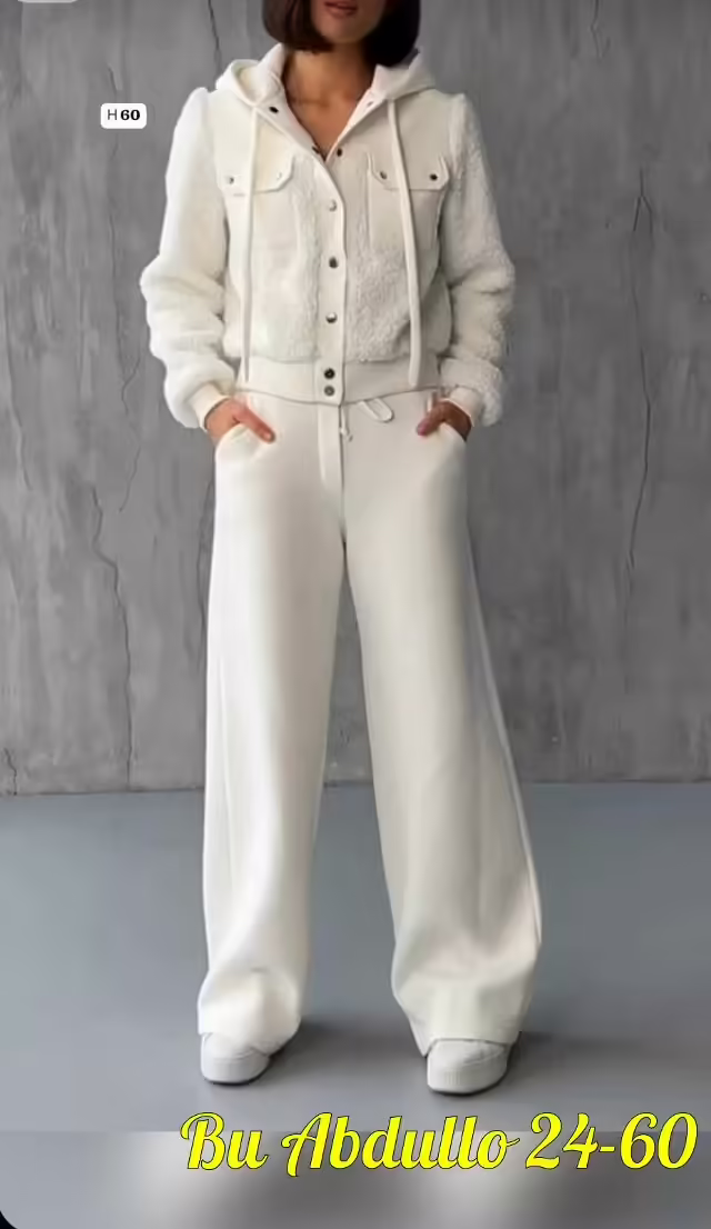 Женские костюмы