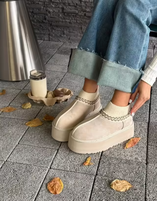 Женские угги