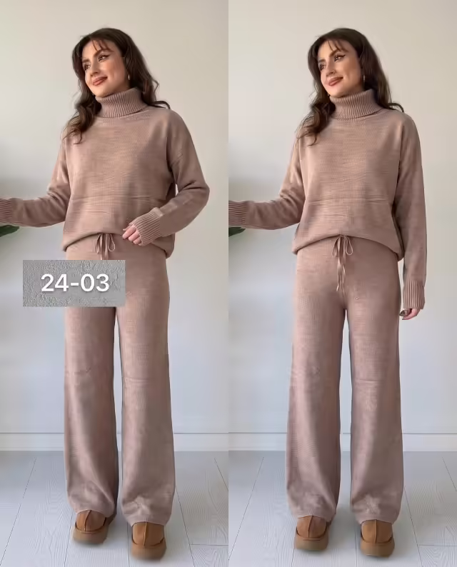 Тёплые женские костюмы
