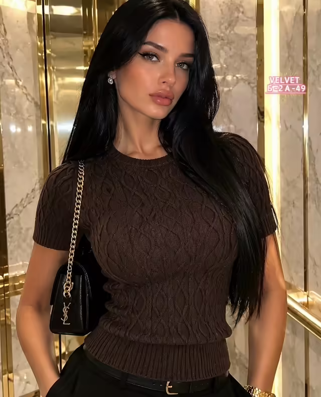 Трикотажные женские джемперы с короткими рукавами