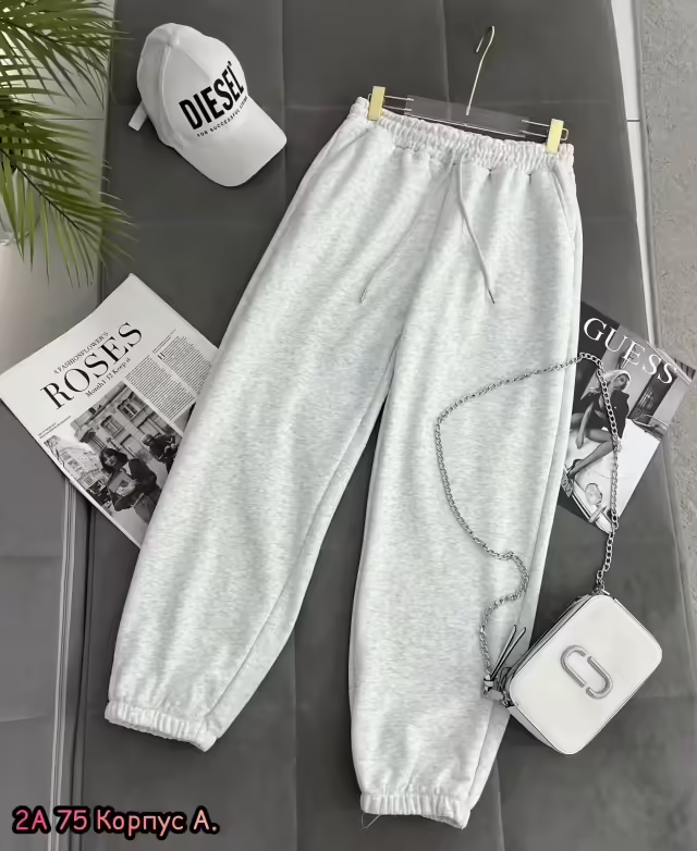 Спортивные зимние женские штаны на флисе