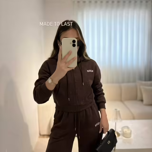 Уютные спортивные женские костюмы