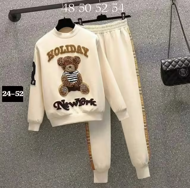 Бомбические женские костюмы