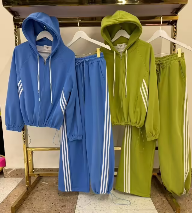 Спортивные женские костюмы. фото 3