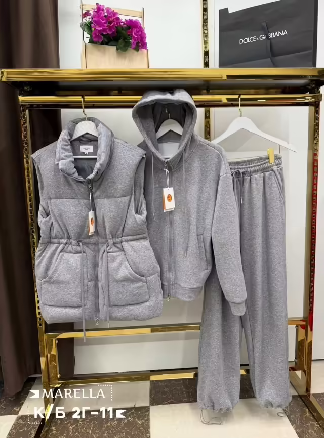 Женские костюмы