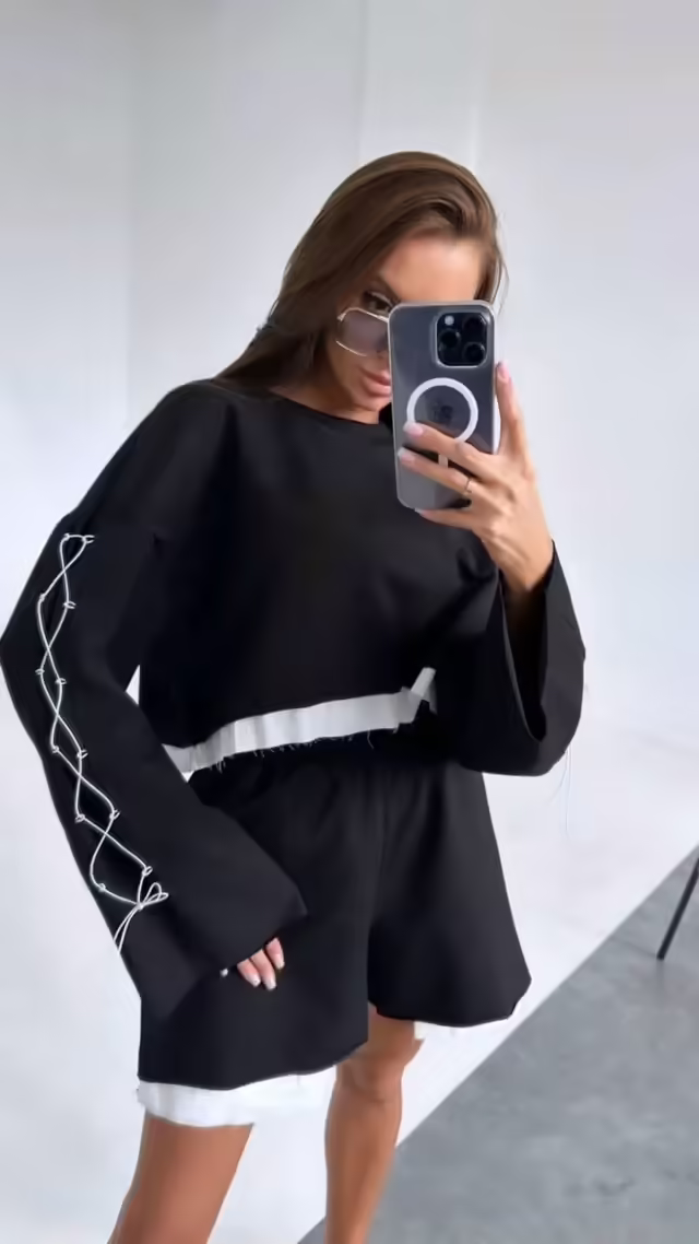 Женские костюмы двойки