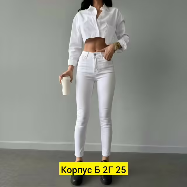Женские джинсы. фото 3