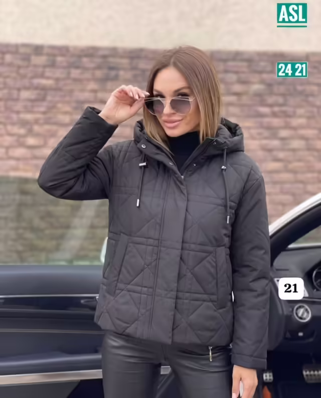 Женские куртки. фото 2
