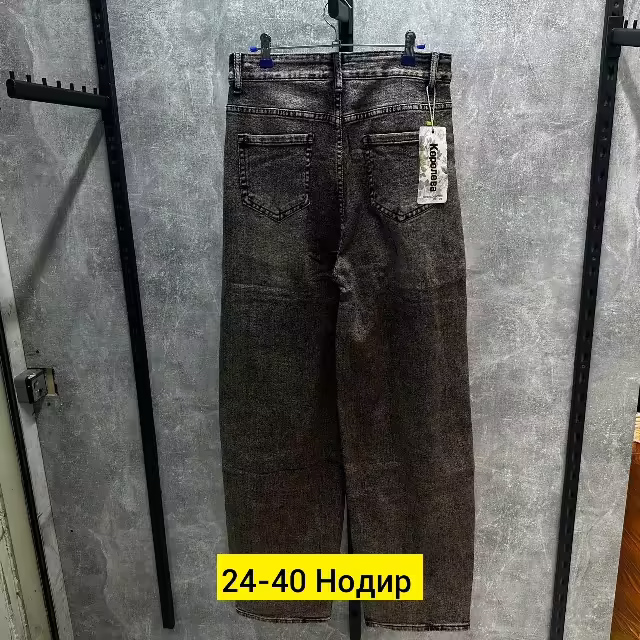 Женские джинсы. фото 3