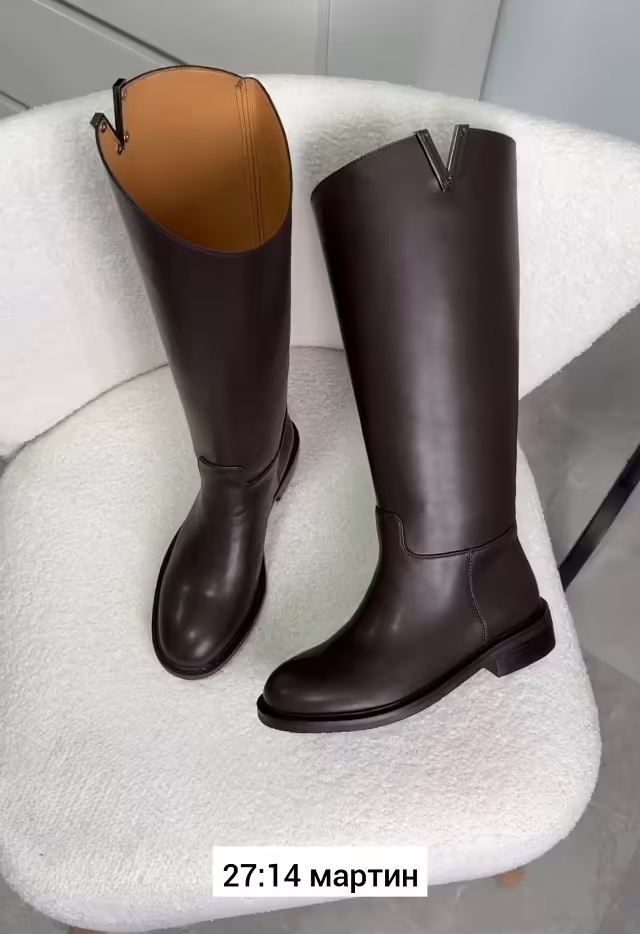 Женские сапоги