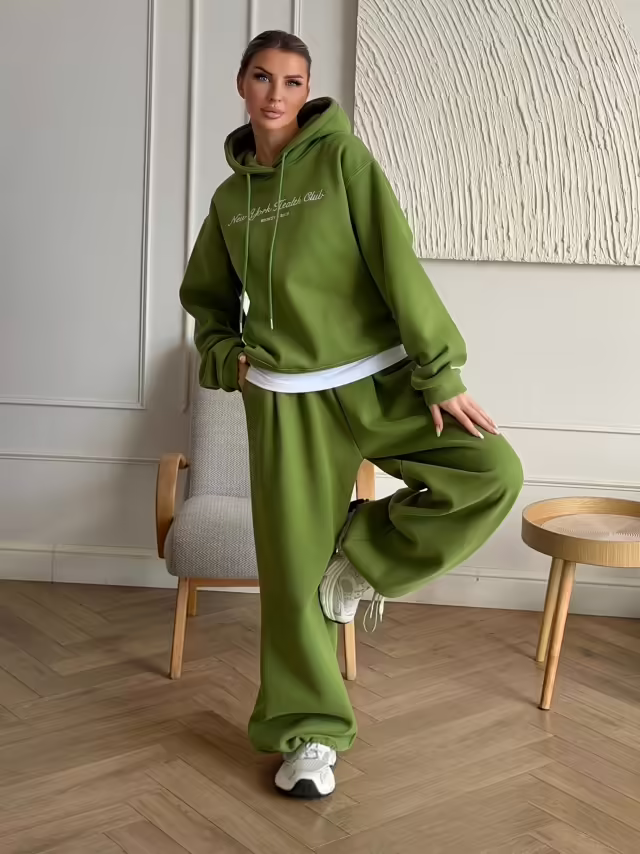 Женские костюмы с начёсом